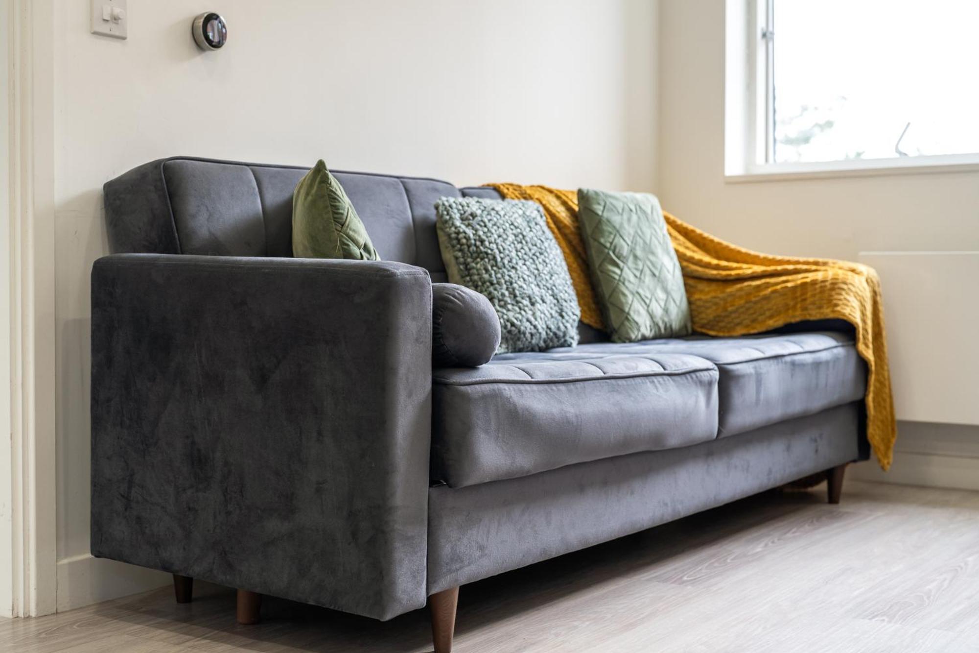 Luxury 1 Bedroom Serviced Apartment With Roof Terrace & Gym Stevenage Esterno foto