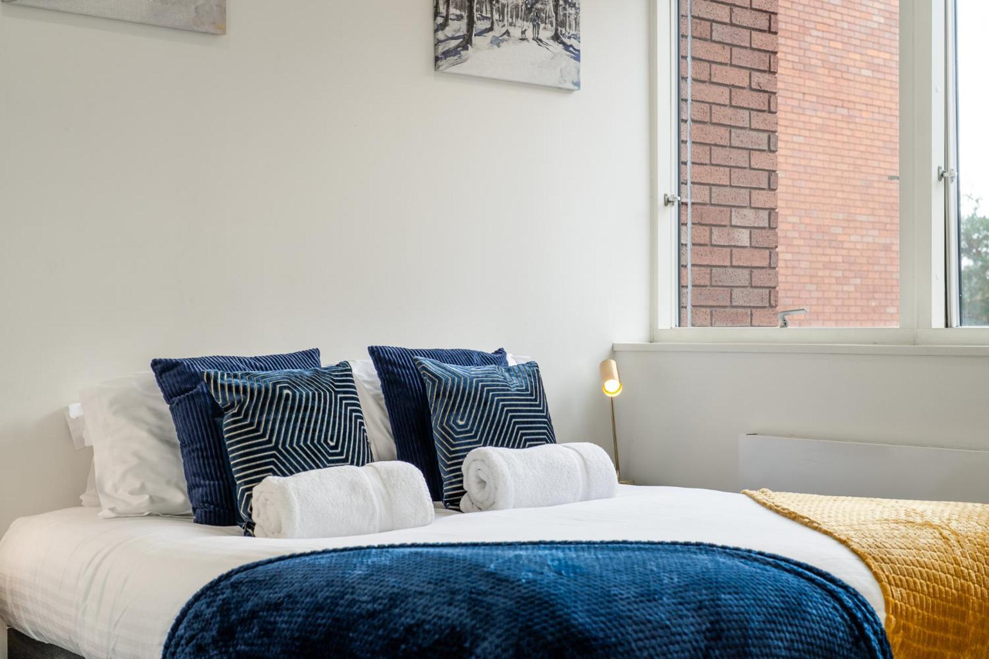 Luxury 1 Bedroom Serviced Apartment With Roof Terrace & Gym Stevenage Esterno foto