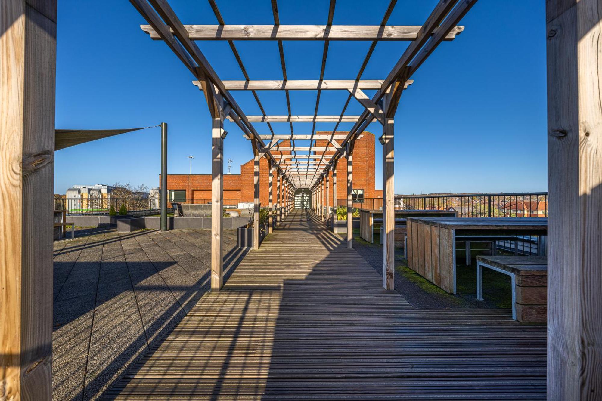 Luxury 1 Bedroom Serviced Apartment With Roof Terrace & Gym Stevenage Esterno foto